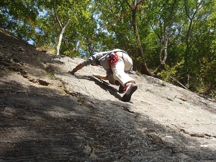 大滝フェース・馬返しを登るﾋﾛさん.jpg