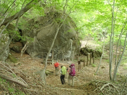 鏡岩 - コピー.jpg